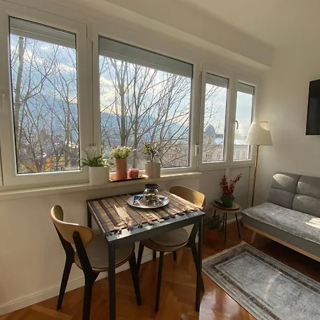 Studio Central Apartment